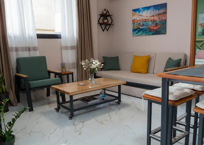 Anastasia\'S Luxury House